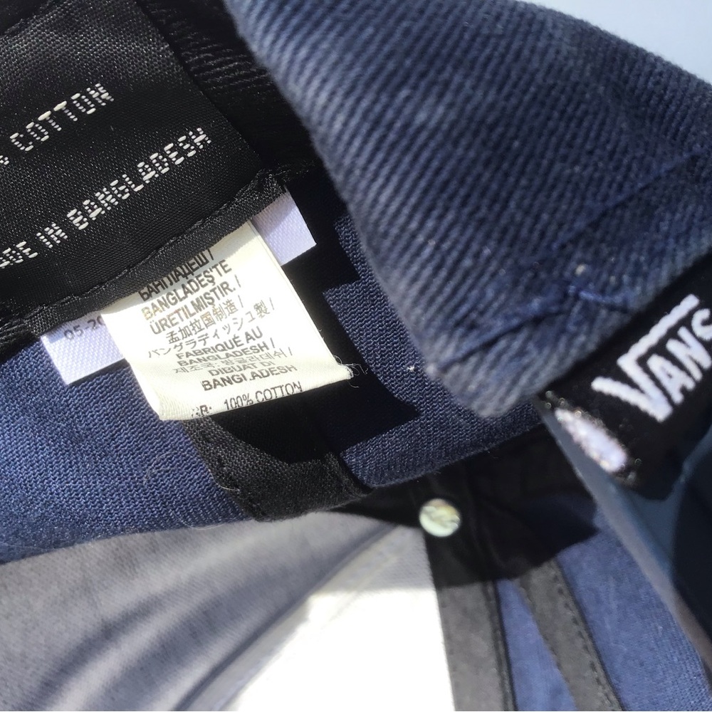 2 Vans Off the Wall Caps Old School Trucker Cap - Picture 3 of 7